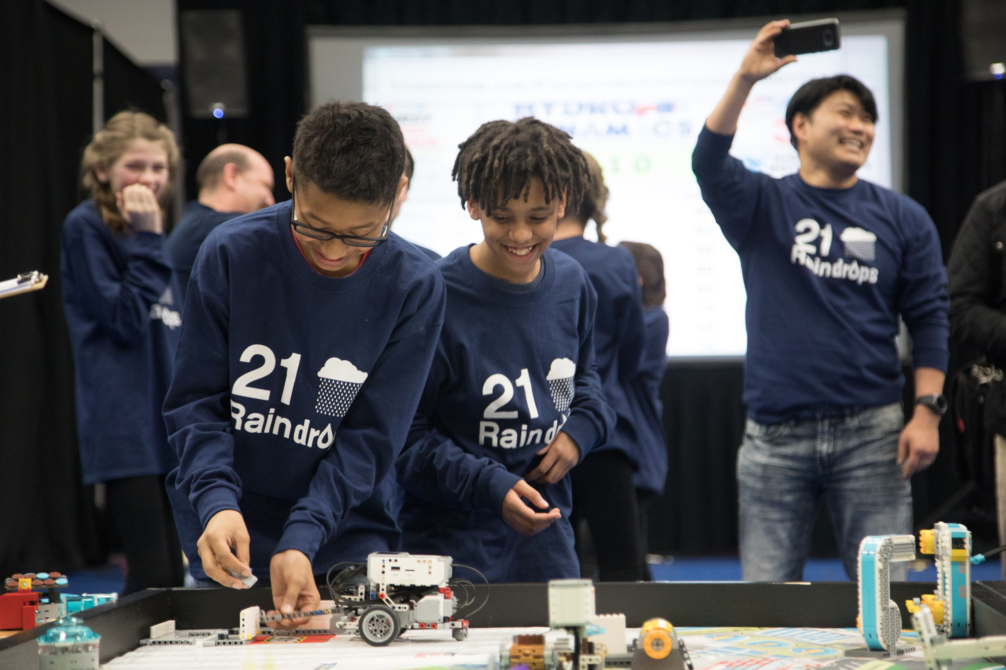 embe-FLL-11